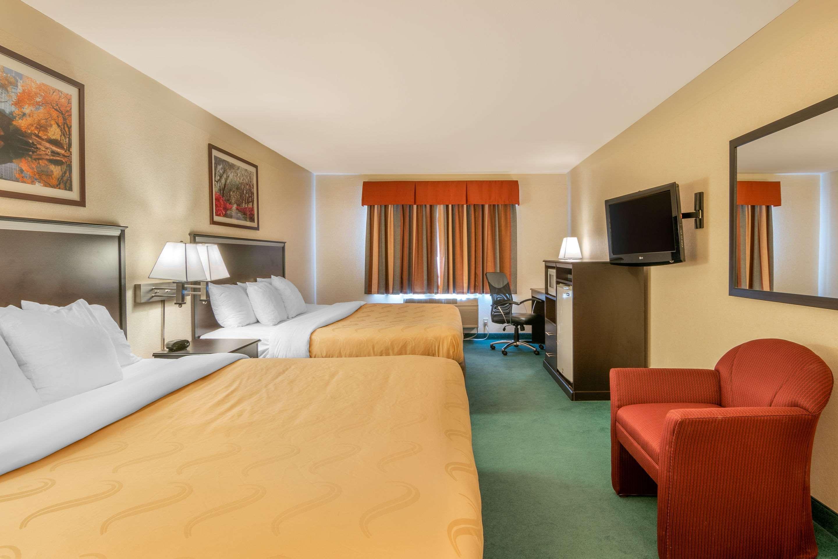 Quality Inn Бенд Екстериор снимка