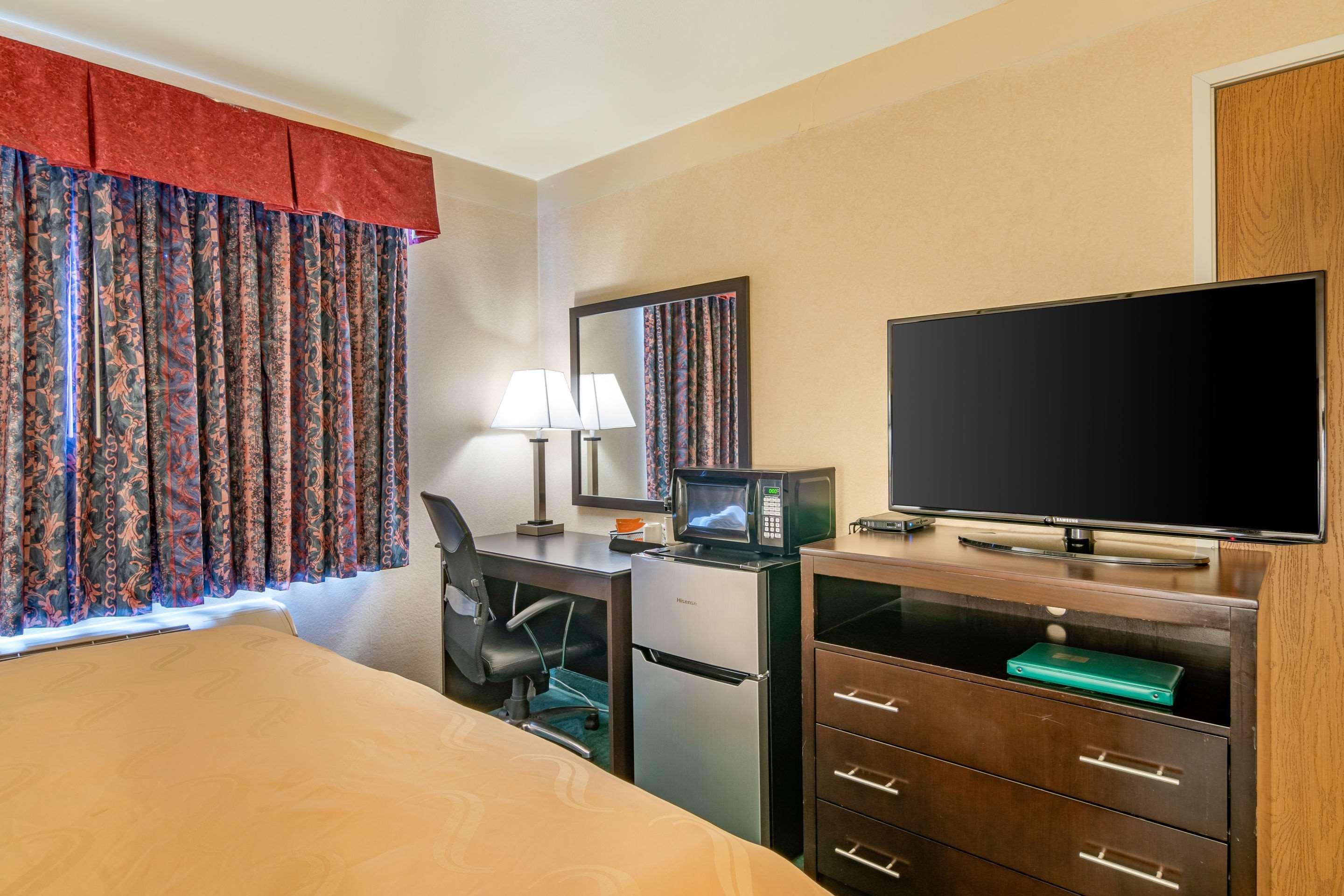 Quality Inn Бенд Екстериор снимка
