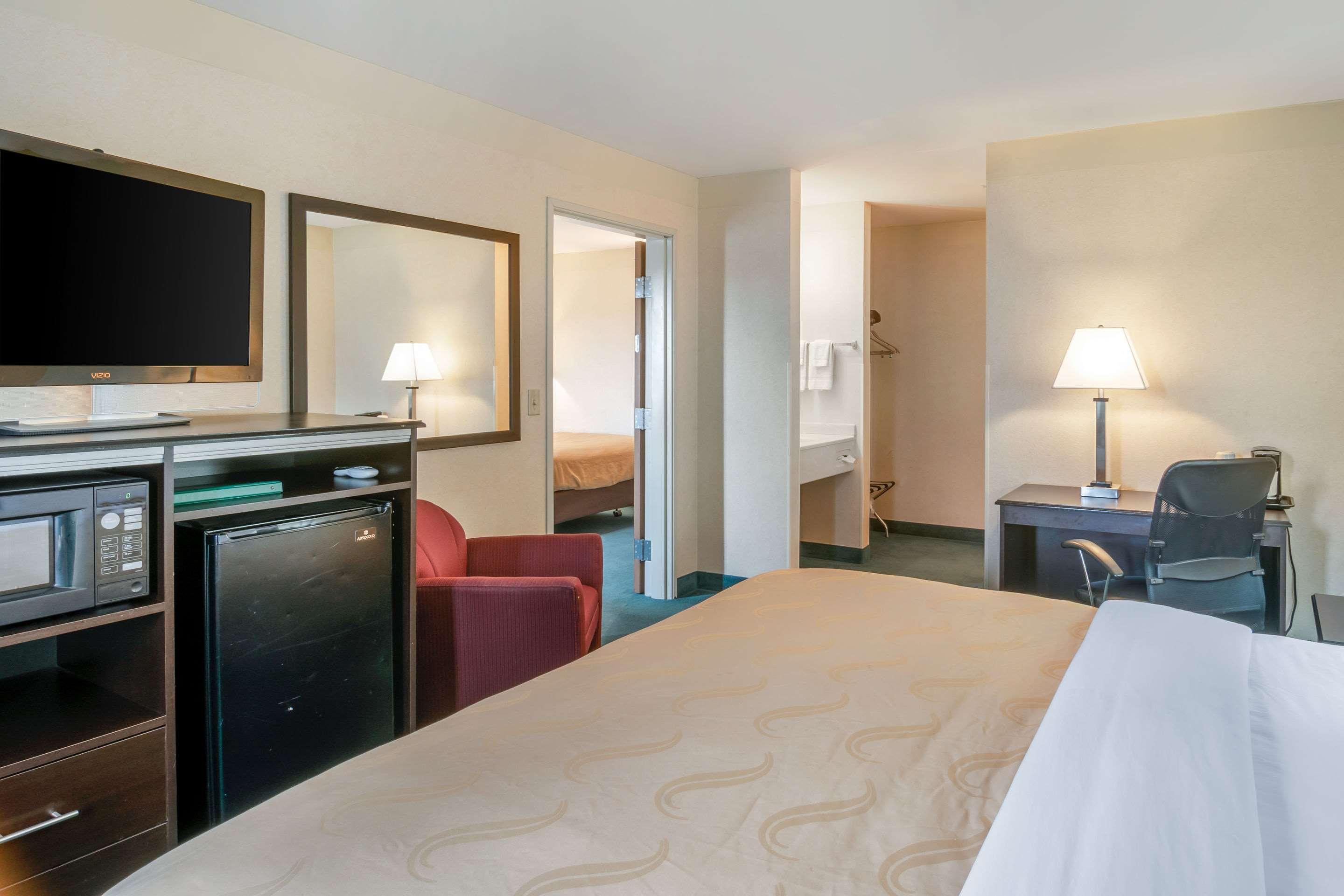 Quality Inn Бенд Екстериор снимка