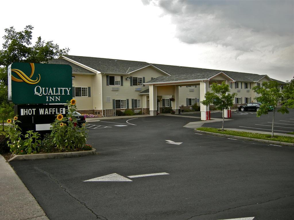 Quality Inn Бенд Екстериор снимка