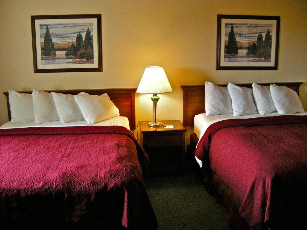 Quality Inn Бенд Екстериор снимка