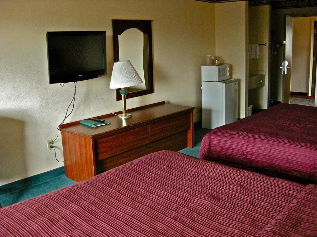 Quality Inn Бенд Екстериор снимка