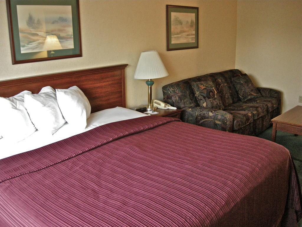 Quality Inn Бенд Екстериор снимка
