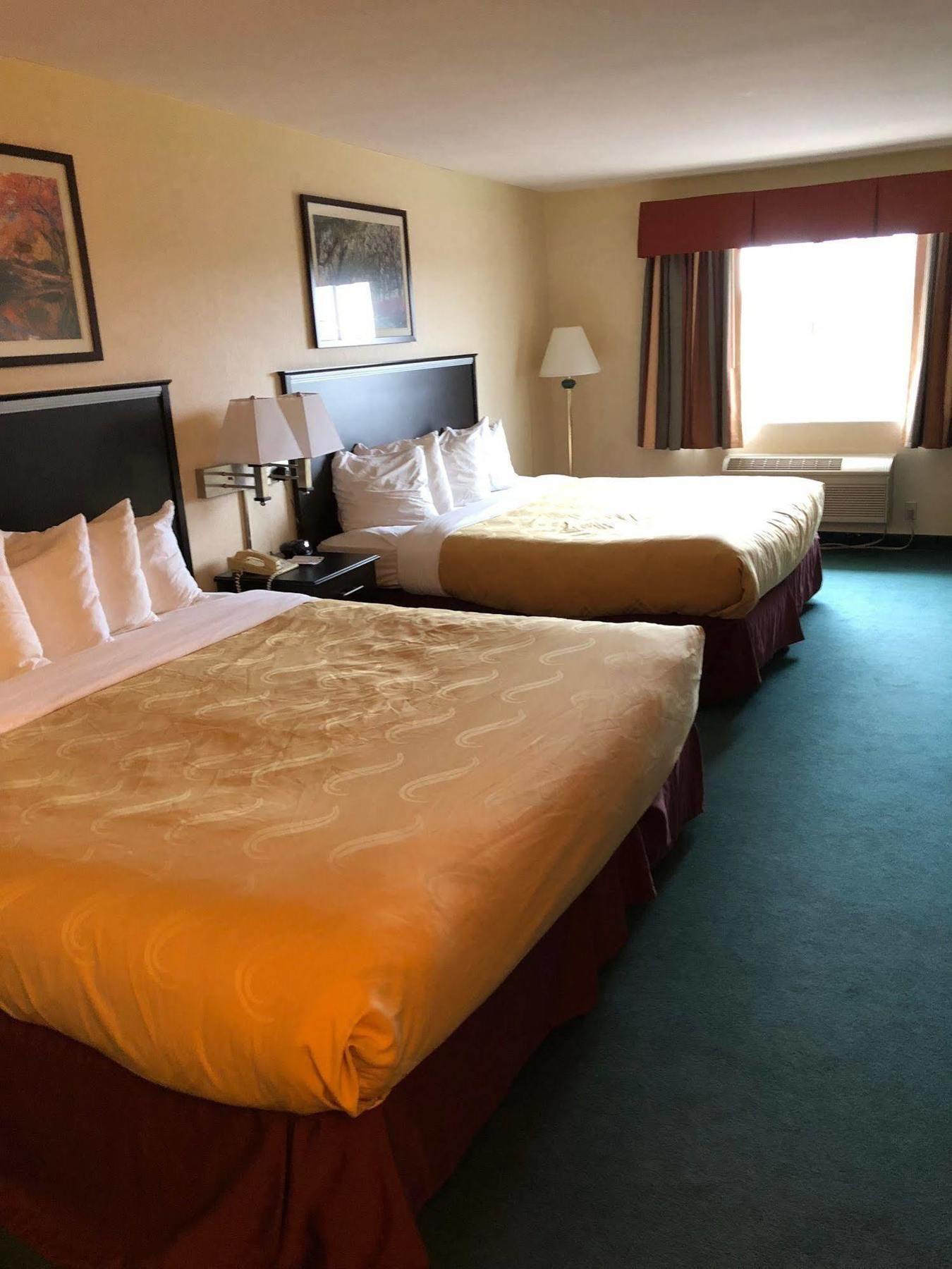 Quality Inn Бенд Екстериор снимка