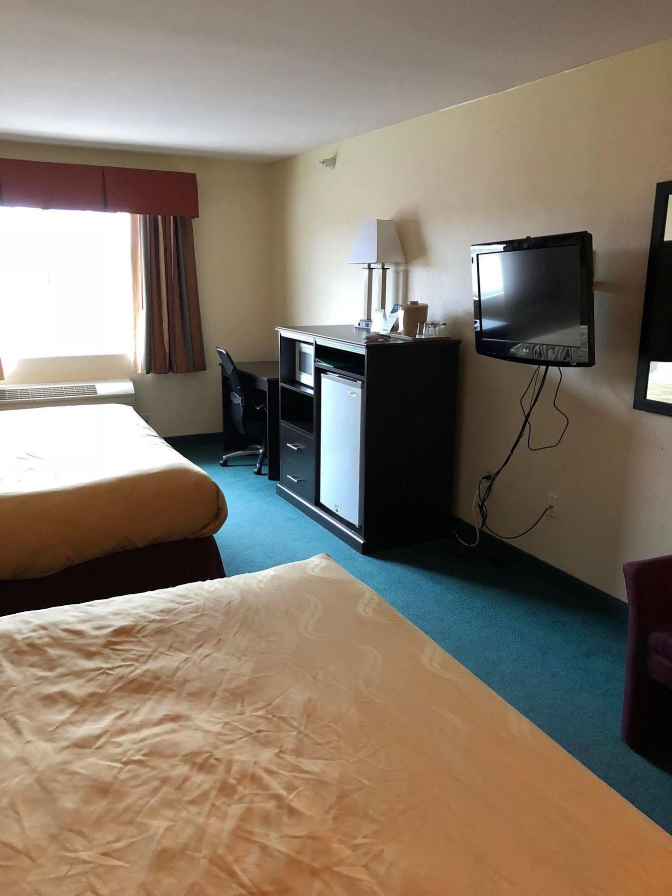 Quality Inn Бенд Екстериор снимка