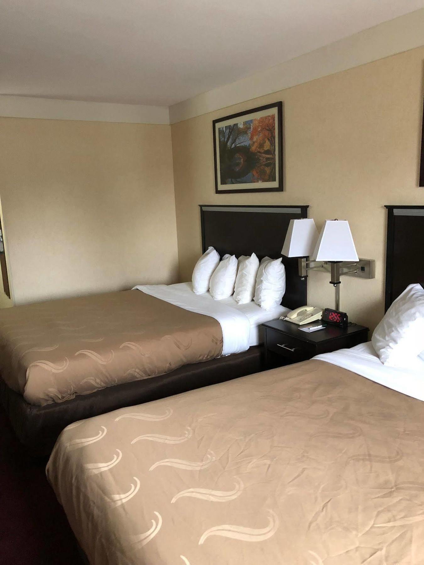 Quality Inn Бенд Екстериор снимка